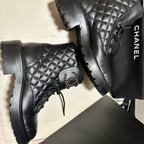 Chanel Quilted Combat Boots in Size 37.5 with Box & Dust bags. - Picture 5 of 7